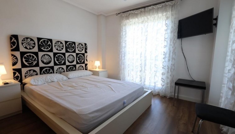 Jälleenmyynti - Asunto - Ylimmän kerroksen asunto - Pilar de la Horadada - Pueblo Latino