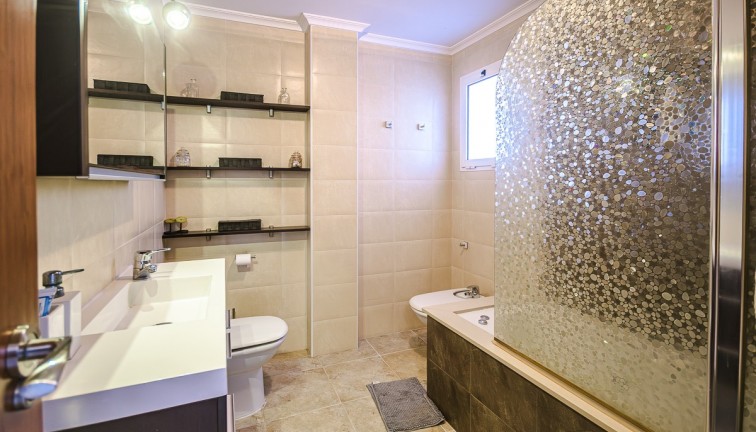 Jälleenmyynti - Erillistalo - Orihuela - Benferri