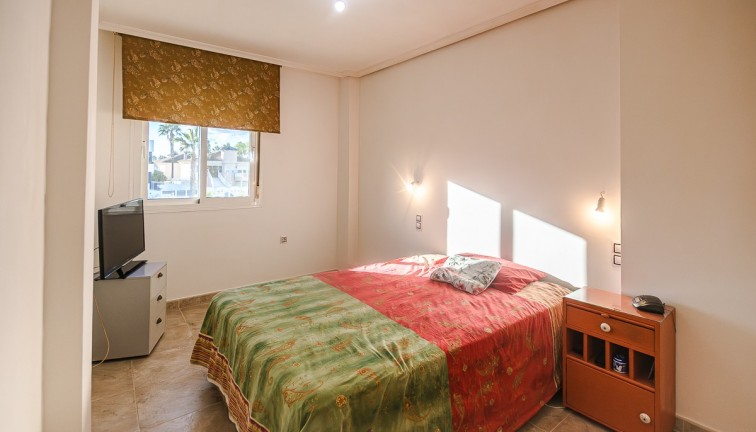 Jälleenmyynti - Erillistalo - Orihuela - Benferri