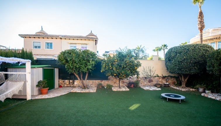 Jälleenmyynti - Erillistalo - Orihuela - Benferri