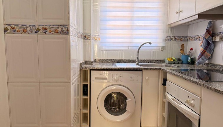 Jälleenmyynti - Bungalow - Orihuela Costa - Villamartín