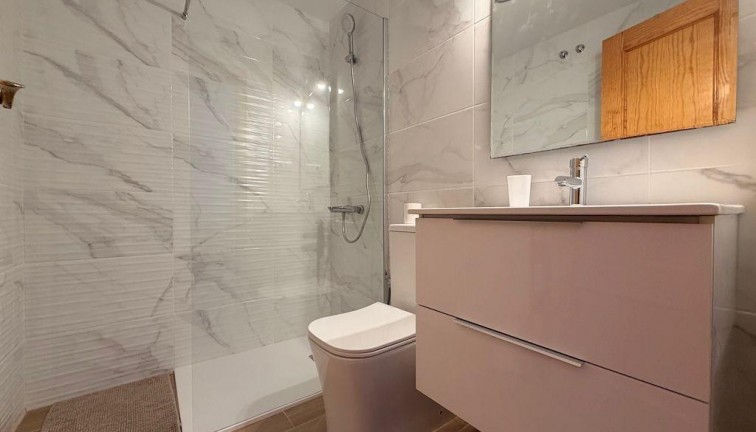 Jälleenmyynti - Bungalow - Orihuela Costa - Villamartín