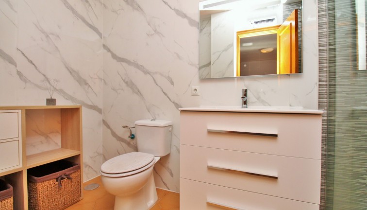 Återförsäljning - Lägenhet - Villamartín