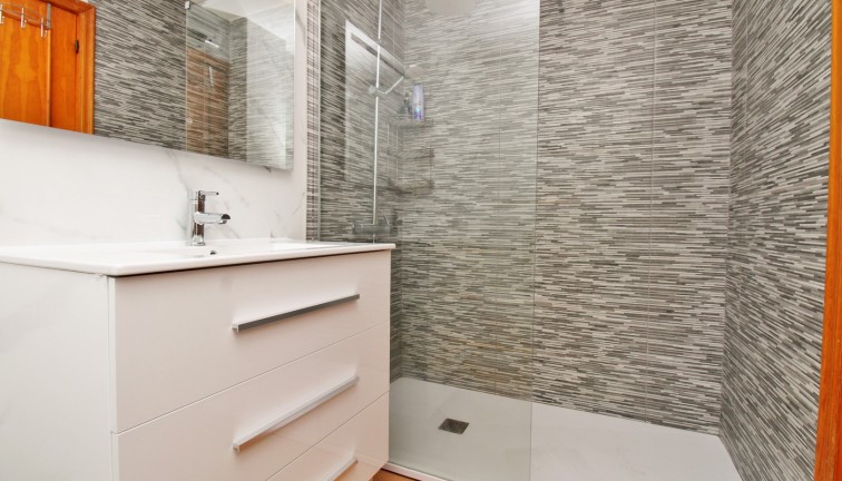 Återförsäljning - Lägenhet - Villamartín