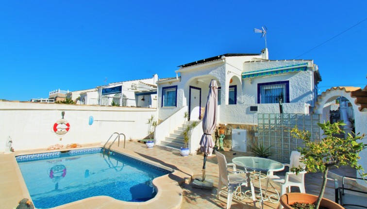 Jälleenmyynti - Erillistalo - Torrevieja - El chaparral