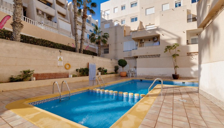 Jälleenmyynti - Asunto - Torrevieja - LA MATA