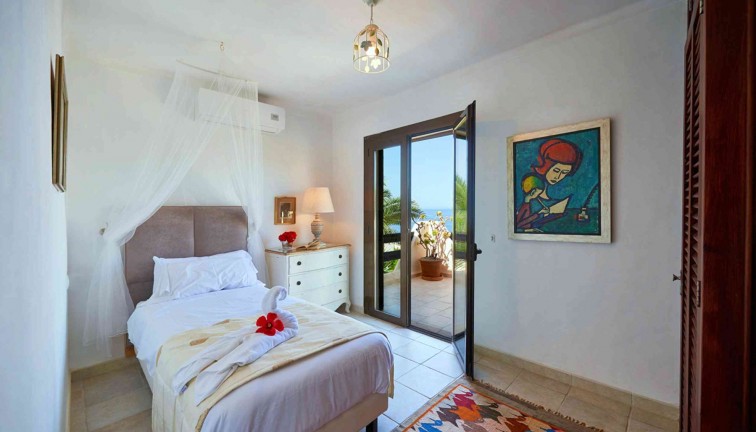 Resale - Apartment - Top Floor Apartment - Port d'Andratx - Andratx