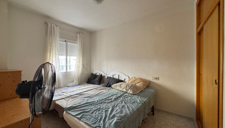 Reventa - Apartamento / piso - Torrevieja