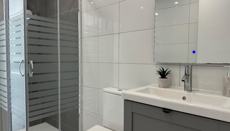 Återförsäljning - Lägenhet - Torrevieja