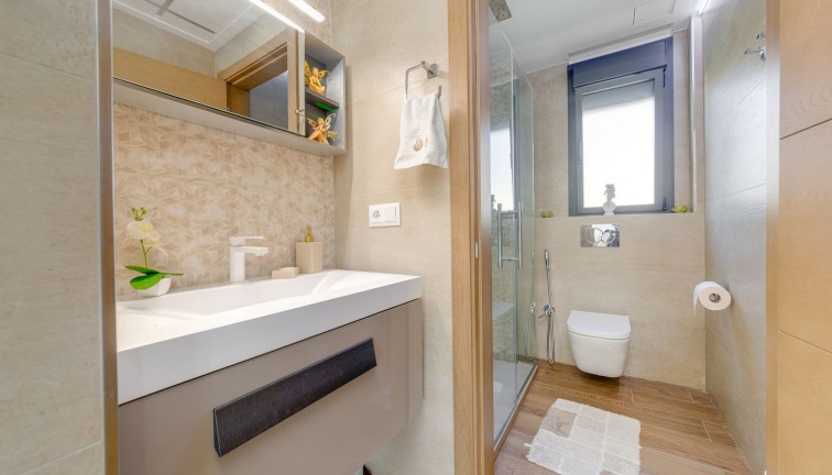 Jälleenmyynti - Erillistalo - Los balcones - Los Balcones