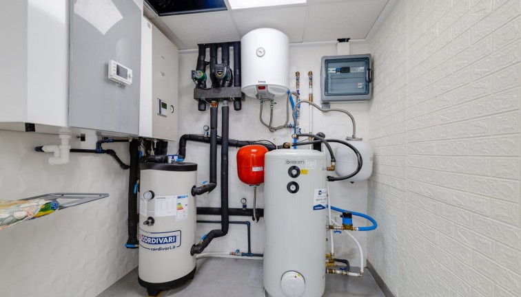 Jälleenmyynti - Erillistalo - Los balcones - Los Balcones