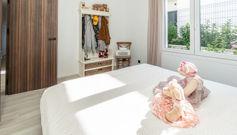 Jälleenmyynti - Erillistalo - Algorfa - La Finca Golf