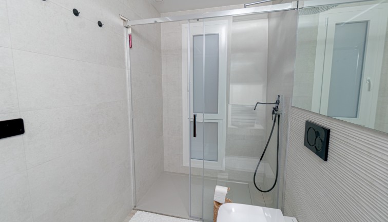 Jälleenmyynti - Erillistalo - Algorfa - La Finca Golf