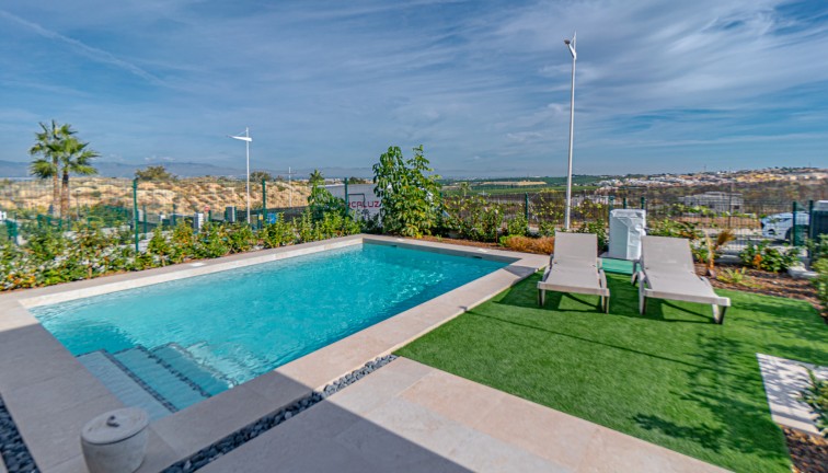 Jälleenmyynti - Erillistalo - Algorfa - La Finca Golf