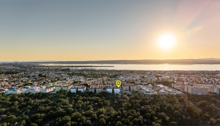 Jälleenmyynti - Asunto - Torrevieja - La Siesta