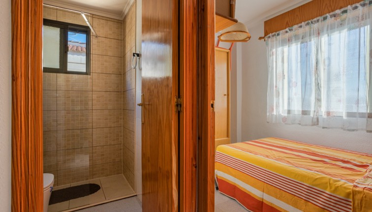 Jälleenmyynti - Asunto - Torrevieja - La Siesta