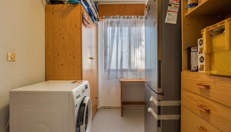 Jälleenmyynti - Asunto - Torrevieja - La Siesta