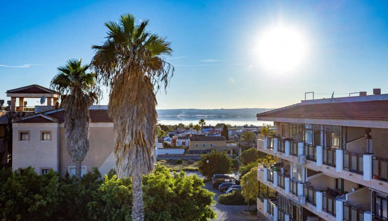 Jälleenmyynti - Asunto - Torrevieja - La Siesta