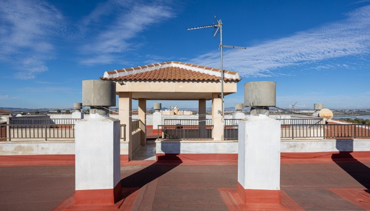 Jälleenmyynti - Asunto - Torrevieja - La Siesta