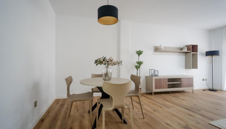 Uudistuotanto - Asunto - Cuevas Del Almanzora - Herrerias