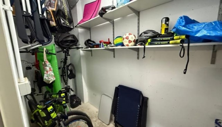 Återförsäljning - Lägenhet - Orihuela Costa