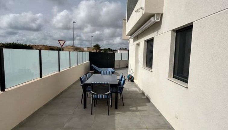 Jälleenmyynti - Paritalo/Rivitalo - Santiago de la Ribera