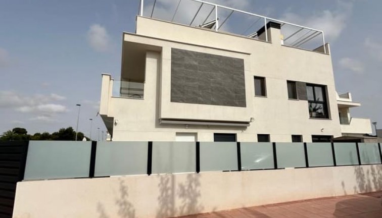 Jälleenmyynti - Paritalo/Rivitalo - Santiago de la Ribera