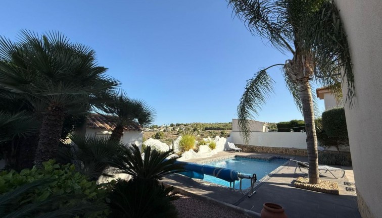 Resale - Chalet - San Miguel de Salinas