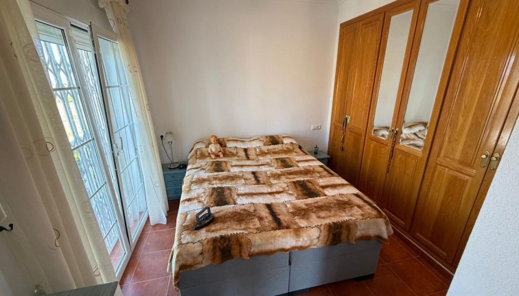 Resale - Chalet - San Miguel de Salinas