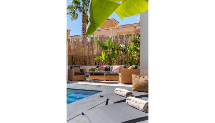 Jälleenmyynti - Erillistalo - Orihuela Costa - Lomas de Cabo Roig