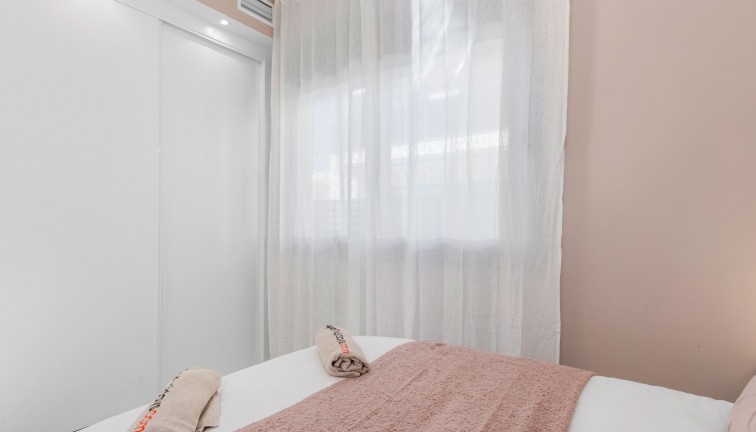 Jälleenmyynti - Erillistalo - Orihuela Costa - Lomas de Cabo Roig