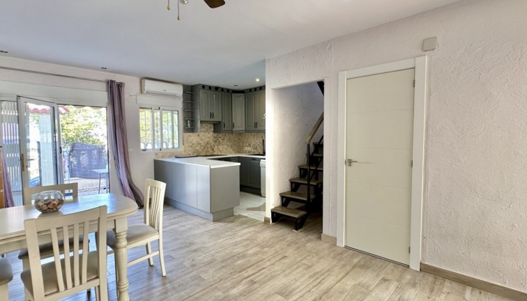 Jälleenmyynti - Paritalo/Rivitalo - Guardamar del Segura - LA MATA