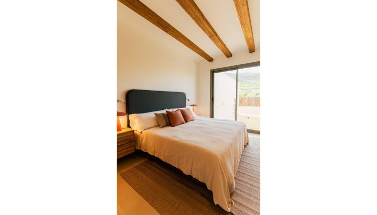 Uudistuotanto - Erillistalo - Jávea - Valle del Sol