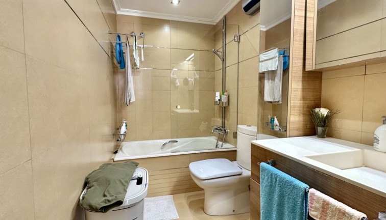 Jälleenmyynti - Asunto - Guardamar del Segura - Beach Guardamar