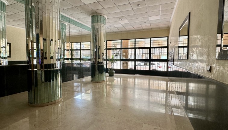 Jälleenmyynti - Asunto - Guardamar del Segura - Beach Guardamar