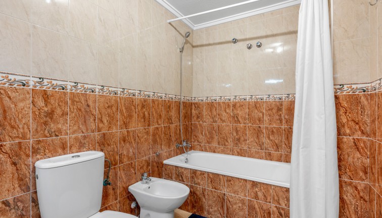 Reventa - Apartamento / piso - Torrevieja