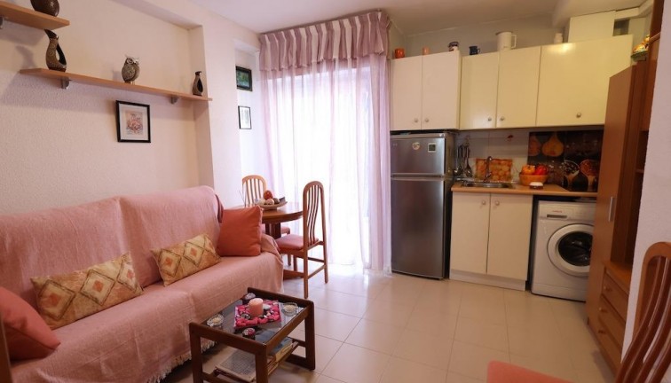 Återförsäljning - Lägenhet - Torrevieja - LA MATA