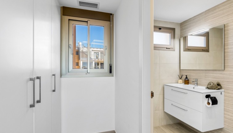 Återförsäljning - Lägenhet - Orihuela Costa