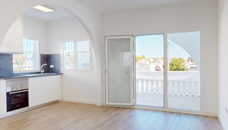 Återförsäljning - Bungalow - Orihuela Costa - Villamartín