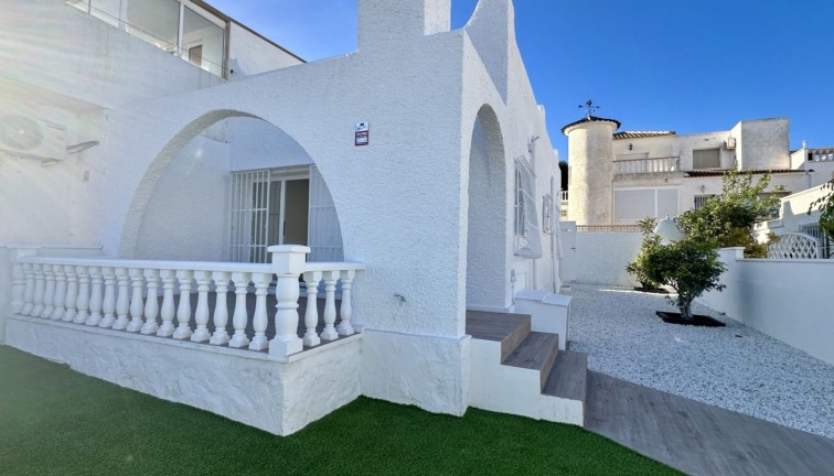 Återförsäljning - Bungalow - Orihuela Costa - Villamartín