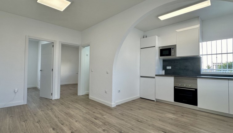 Återförsäljning - Bungalow - Orihuela Costa - Villamartín