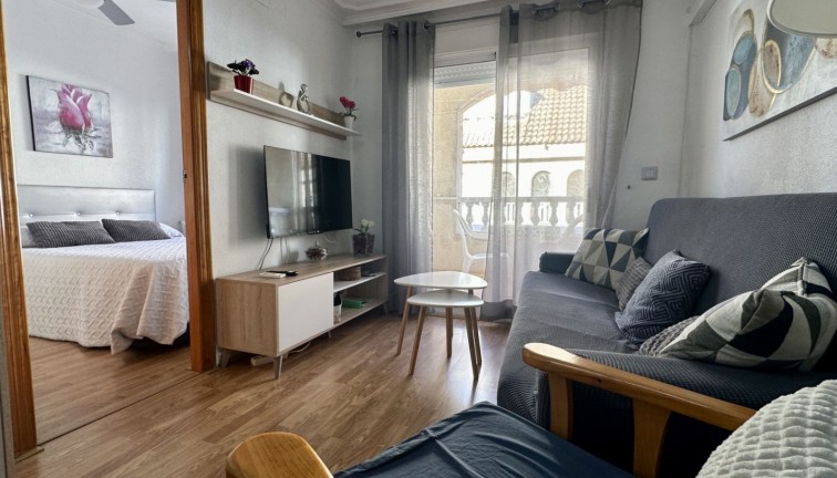 Återförsäljning - Lägenhet - Torrevieja