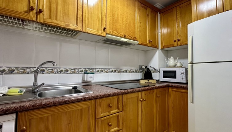 Återförsäljning - Lägenhet - Torrevieja