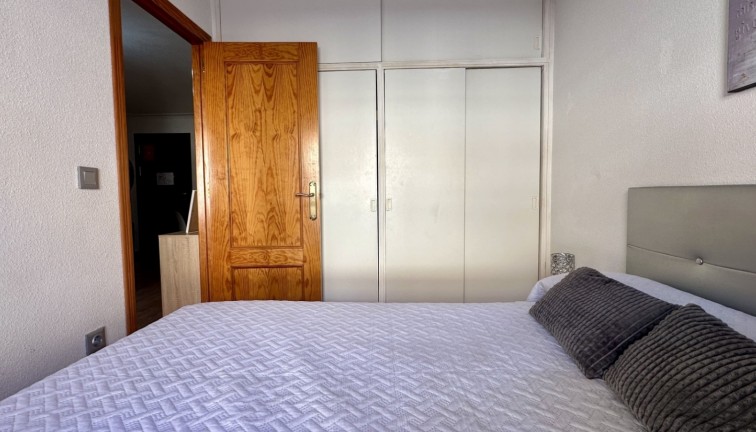 Återförsäljning - Lägenhet - Torrevieja