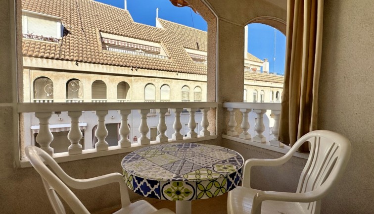 Återförsäljning - Lägenhet - Torrevieja