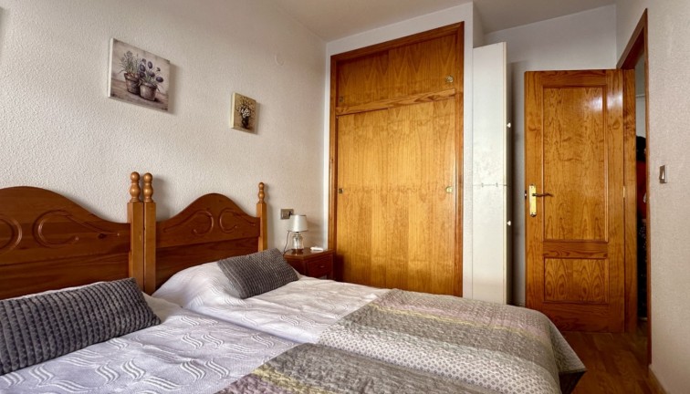 Återförsäljning - Lägenhet - Torrevieja