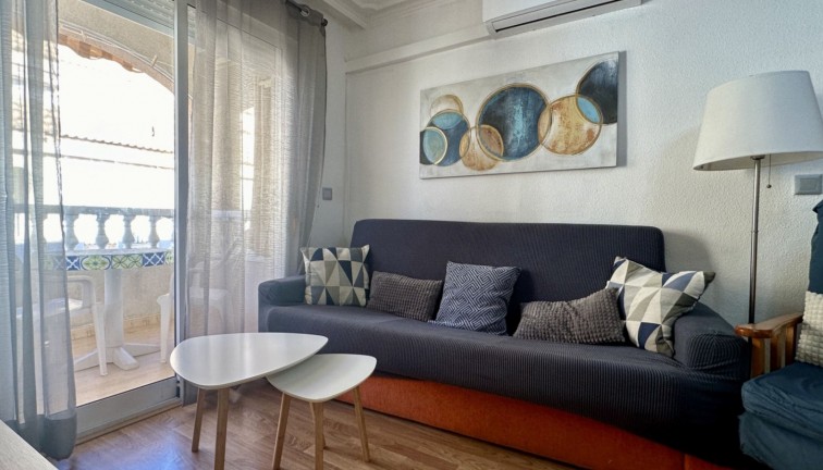 Återförsäljning - Lägenhet - Torrevieja