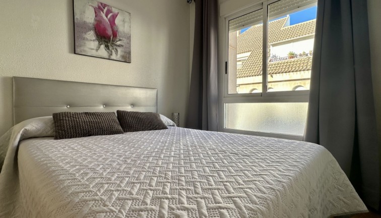 Återförsäljning - Lägenhet - Torrevieja