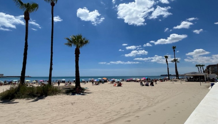 Återförsäljning - Lägenhet - Torrevieja