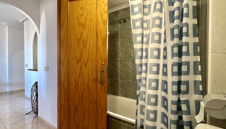 Återförsäljning - Lägenhet - Torrevieja